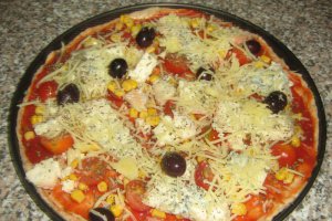 Pizza cu gorgonzola picanta