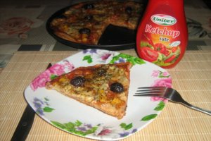 Pizza cu gorgonzola picanta