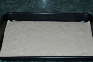 Pizza cu carnati