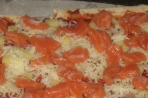 Pizza cu somon