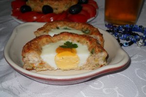 Cuib de carne tocata
