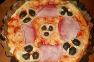 Pizza cu muschi file si masline