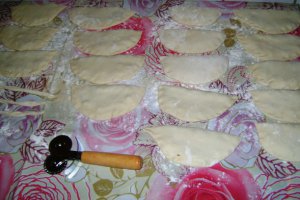 Şuberec (Çiğ Börek)