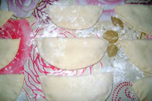 Şuberec (Çiğ Börek)