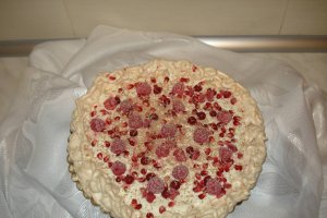 Pavlova cu fructe-Reteta cu nr.300