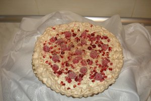 Pavlova cu fructe-Reteta cu nr.300