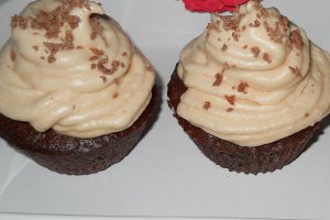 Briose cu spuma de caramel