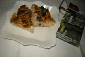 Pizza cu ton