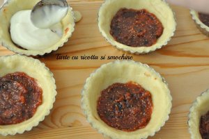 Tarte cu ricotta si smochine