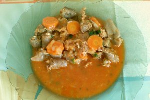 Tocanita de pipote si inimi cu sos