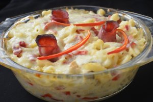 Paste cu ciuperci si pastrama de vita la cuptor
