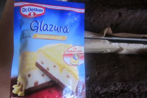 Chec cu cacao și stafide