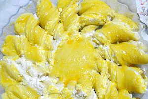 Plăcintă cu brânză dulce şi stafide „ Floarea soarelui”
