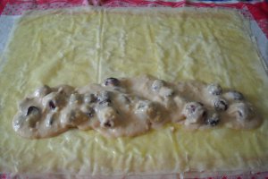 Strudel cu visine