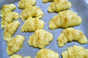 Cornuri pufoase pentru micul dejun