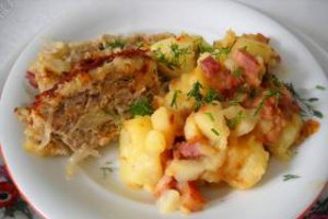 Rulada de varza umpluta