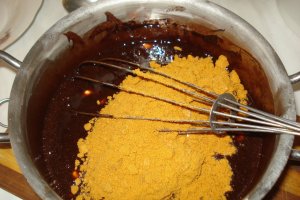 Prajitura cu crema de ciocolata si mere