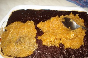 Prajitura cu crema de ciocolata si mere