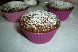 Muffins cu morcovi si zahar brun
