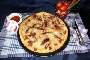 Pizza capriciosa
