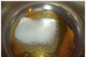Tort cu crema de zahar ars