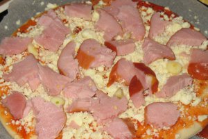 Pizza cu branza