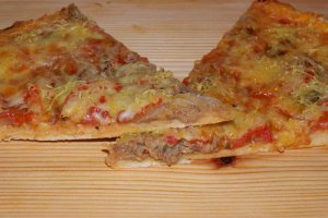 Pizza cu ton