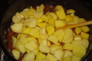 Tocanita de cartofi cu carne de vita