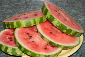 Pepene verde in otet (reteta Motan)