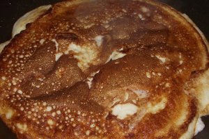 Omleta light din albusuri si spanac