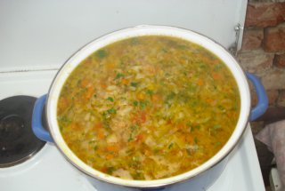 Ciorba de varza dulce cu paste alfabet