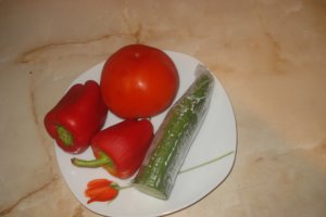 Sandvisuri cu ceva fin de la Delaco, cu verdeata si mozzarella