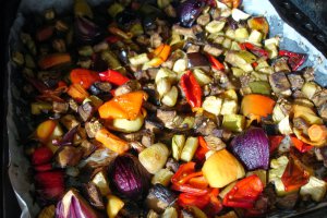 File de peste cu legume asortate