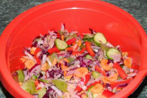 Salata asortata cu mustar pentru iarna (reteta Motan)