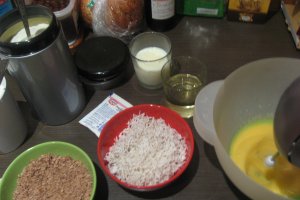 Briose cu cocos si ciocolata