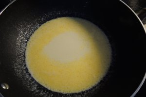 Macaroane cu branza sarata