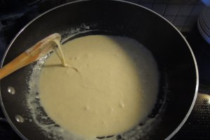 Macaroane cu branza sarata