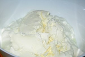 Prajitura de Iaurt cu Mascarpone (...300! ..)