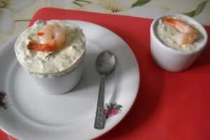 Spuma de creveti cu avocado