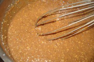 Prajitura cu crema de nuca si zmeura
