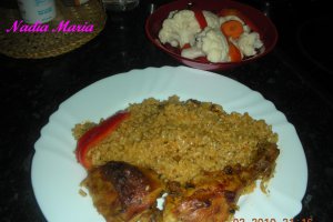 Pilaf de orez cu pulpe de pui