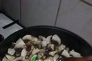 Tocanita de post cu ciuperci.