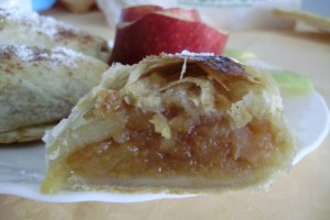 Strudel cu mere si vin-reteta de post