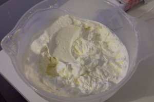 Prajitura cu mere si crema de vanilie