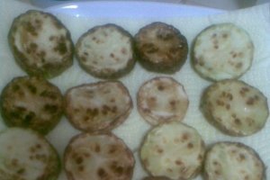 Piept de pui la gratar cu dovlecei