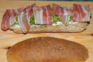Sandvis cu bacon