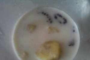 Milkshake de zmeura si banane