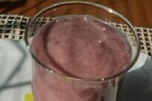 Milkshake de zmeura si banane