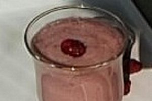 Milkshake de zmeura si banane