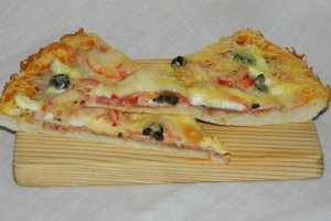 Pizza cu ou